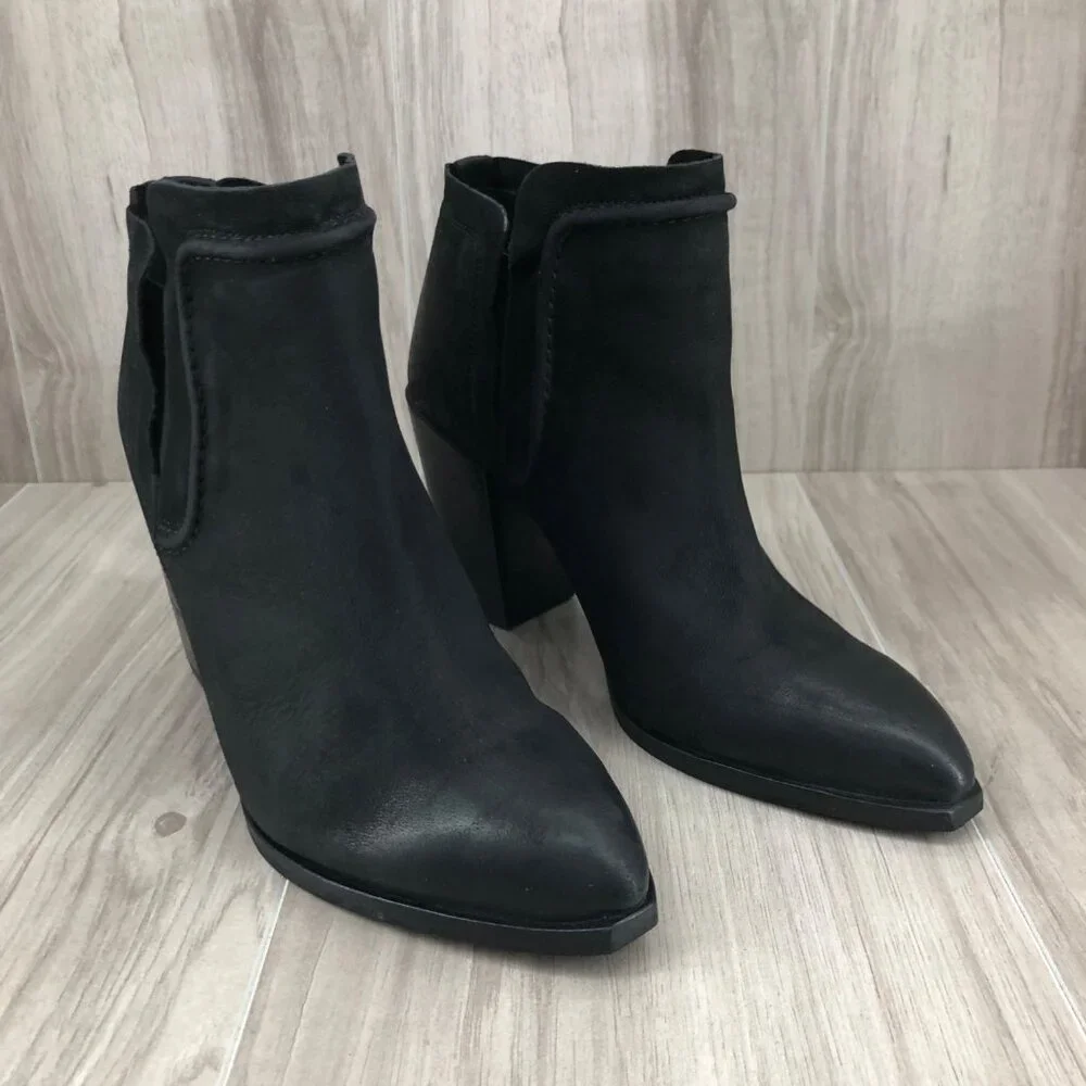 Crevo Ankle Boots Womens 7 Kazzee Black Nubuck Leather Slip On Chelsea Booties